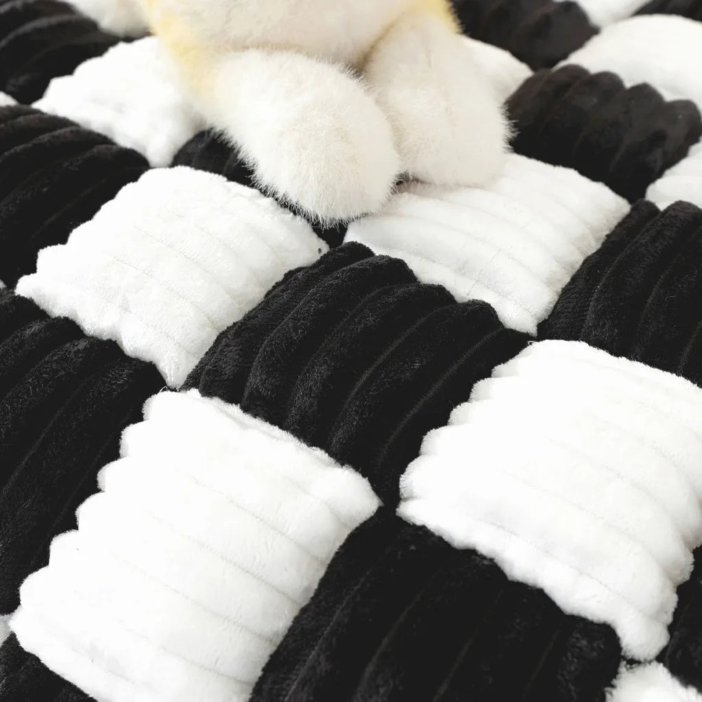 Dog Couch Cover Winter Plush Warm Checkered Washable Pet Mat Comfortable Soft Cats Puppy Bedding Pad Sleeping Supplies