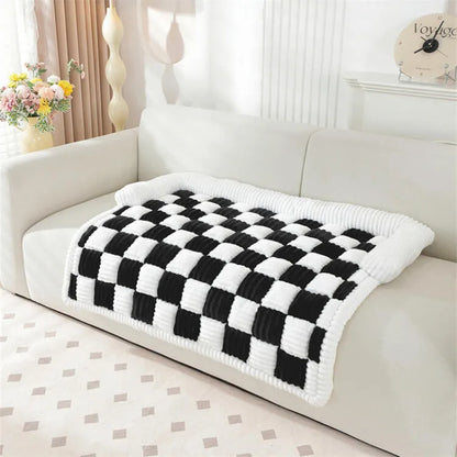 Dog Couch Cover Winter Plush Warm Checkered Washable Pet Mat Comfortable Soft Cats Puppy Bedding Pad Sleeping Supplies